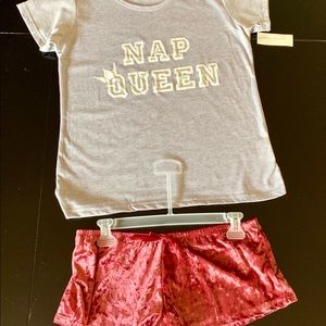 NWT Women’s Medium Pajama Set